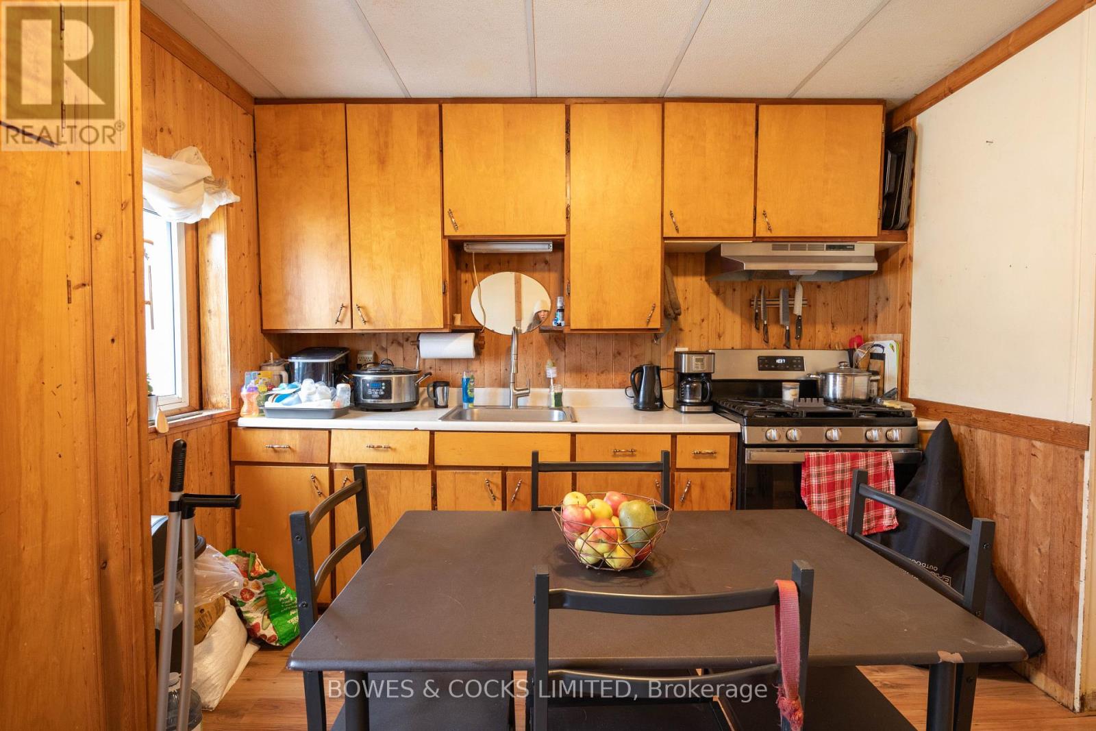 Photo 10 of 5490 Hwy 620, Wollaston ON