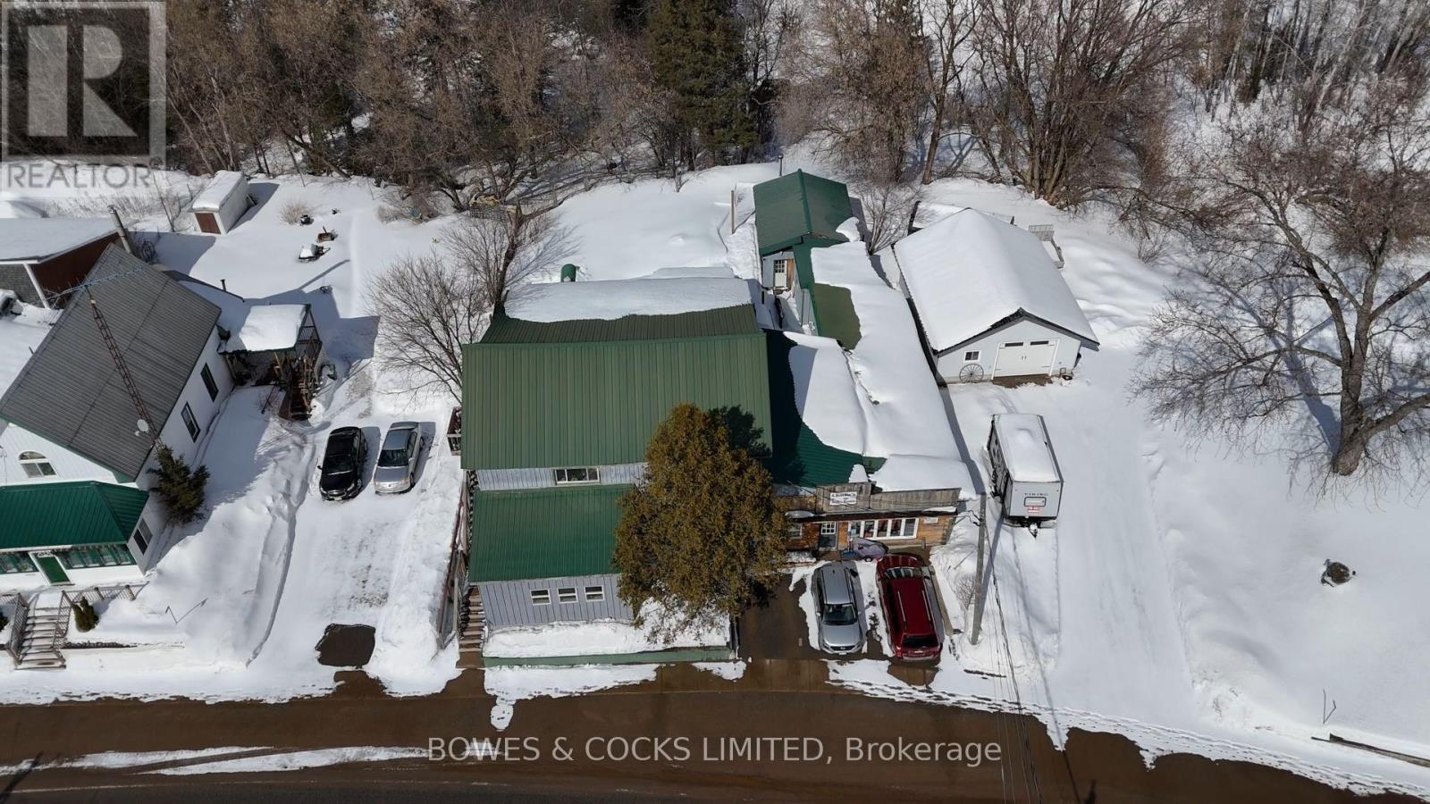 Photo 40 of 5490 Hwy 620, Wollaston ON