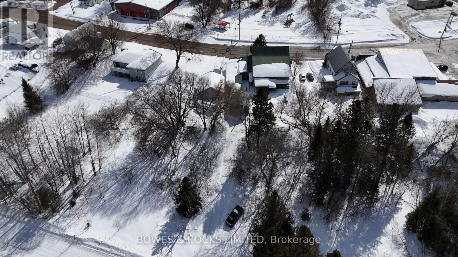 Photo 43 of 5490 Hwy 620, Wollaston ON