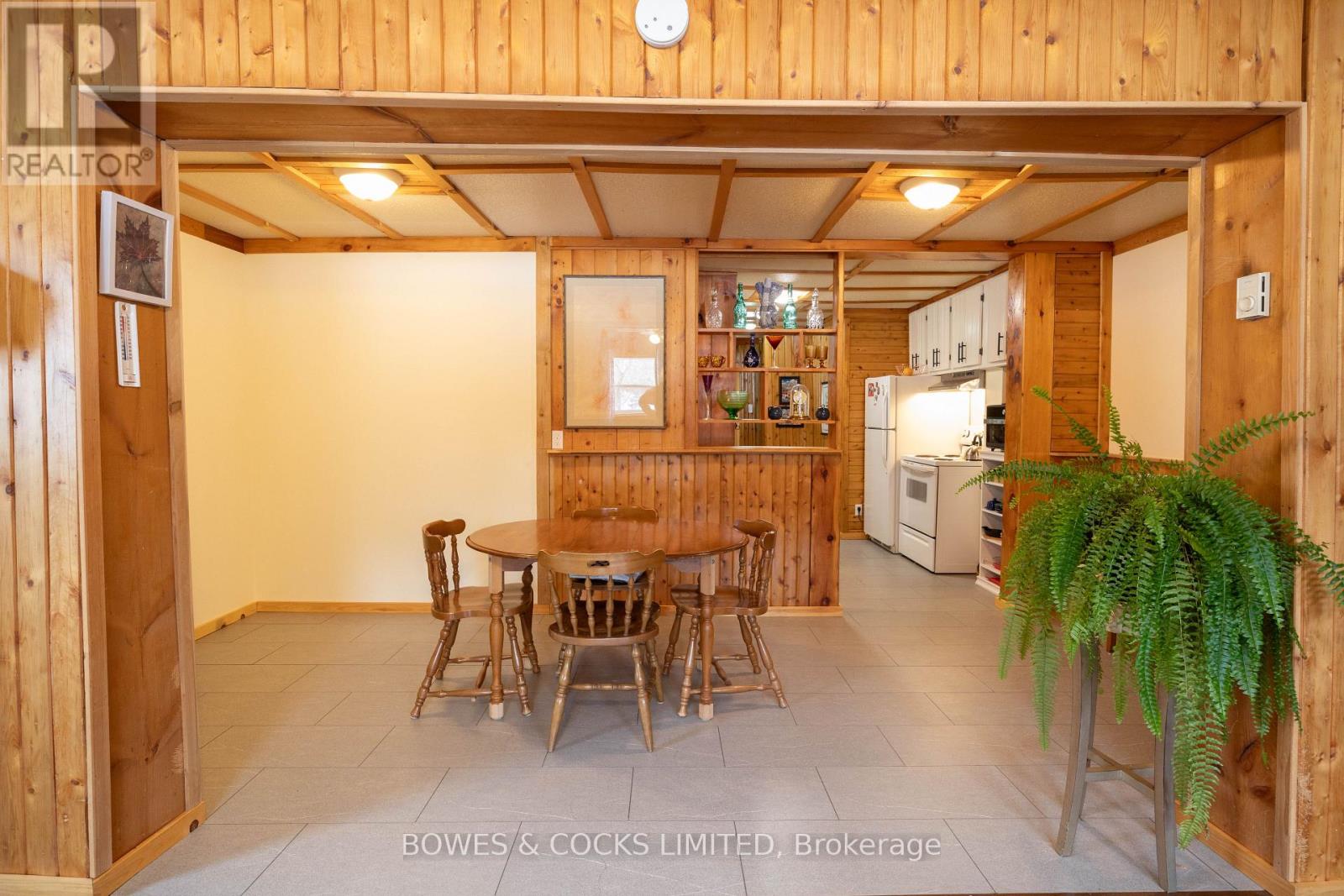 Photo 28 of 5490 Hwy 620, Wollaston ON