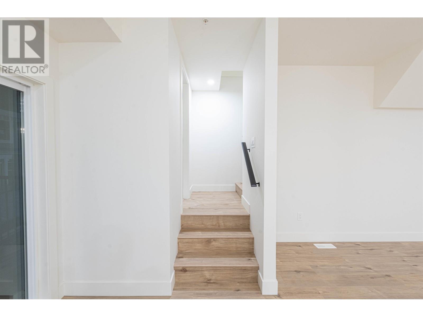 16 23183 136 AVENUE, Maple Ridge
