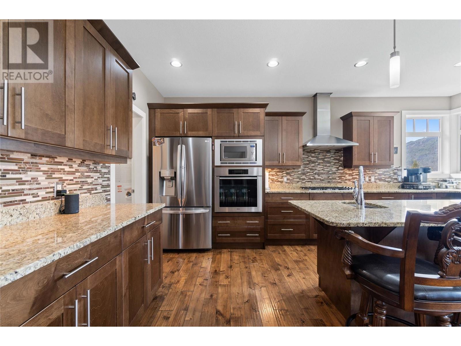  8097 Seed Road, Mara