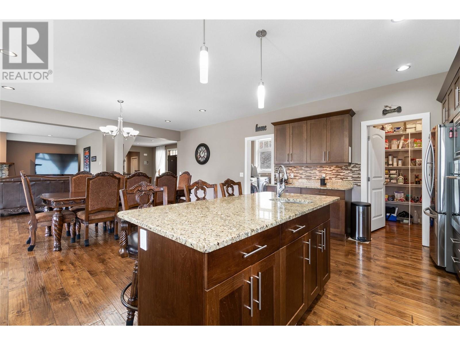  8097 Seed Road, Mara