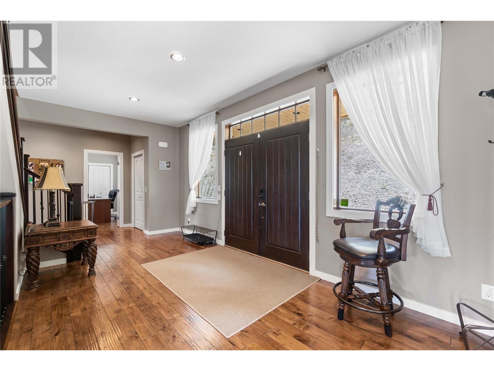  8097 Seed Road, Mara