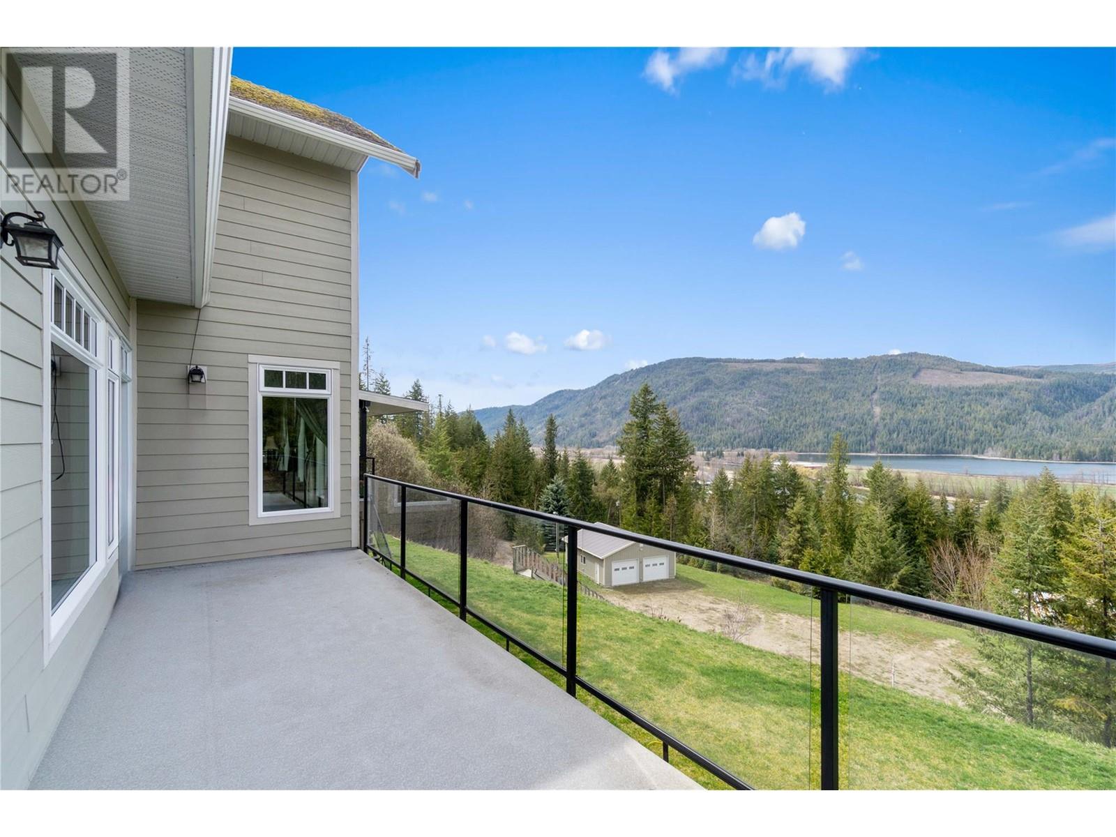  8097 Seed Road, Mara