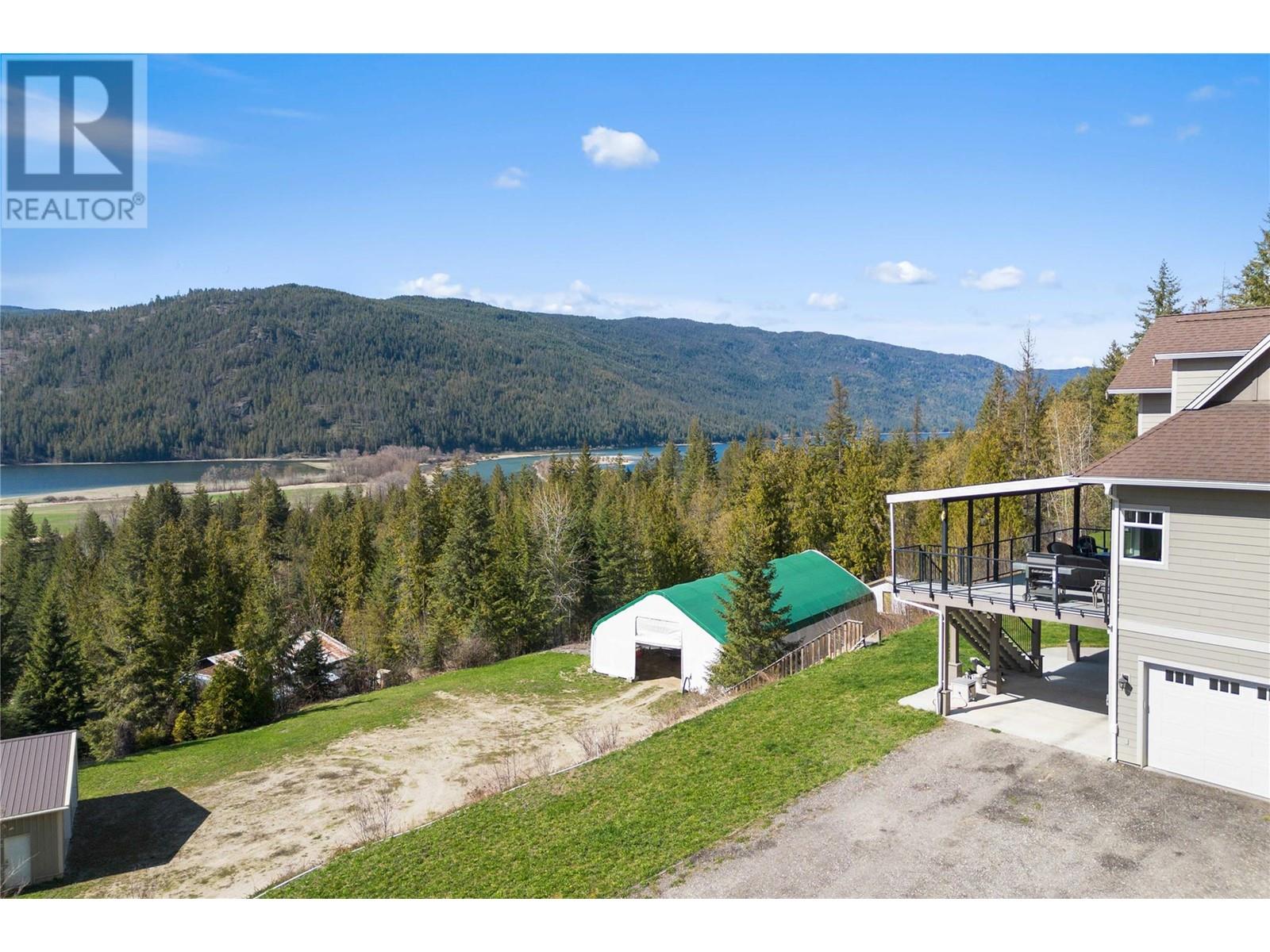  8097 Seed Road, Mara