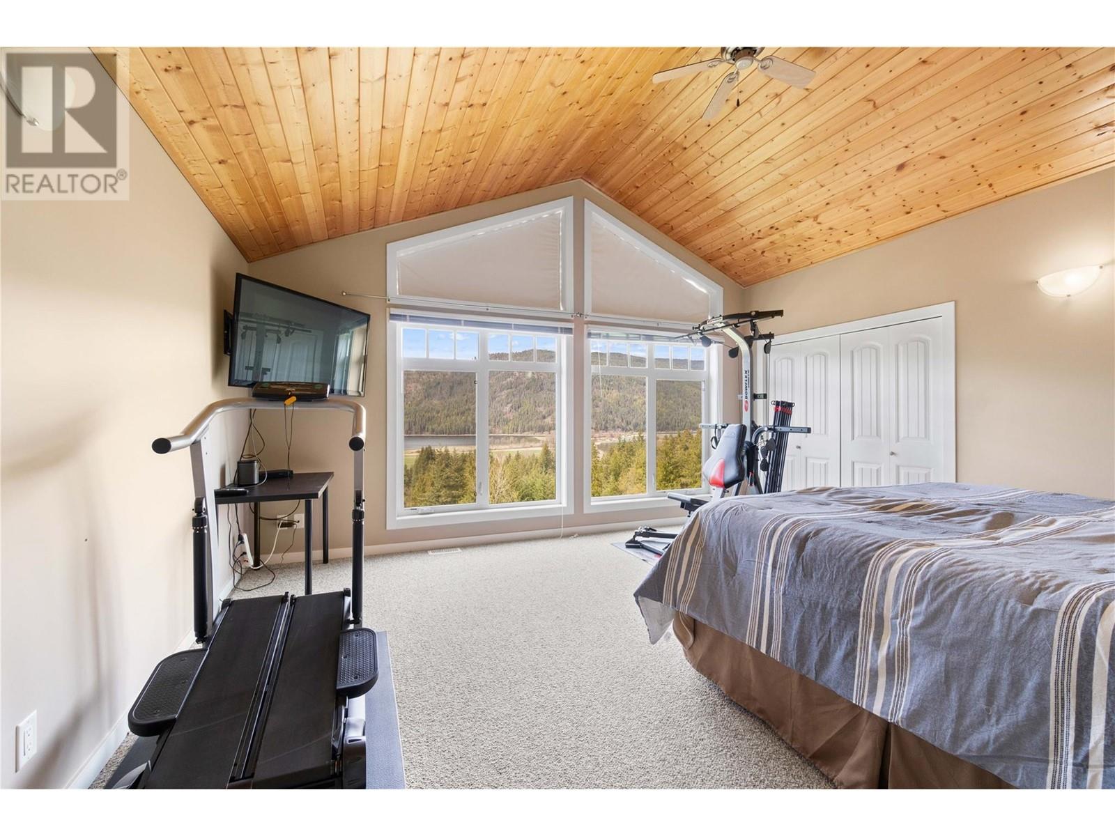  8097 Seed Road, Mara