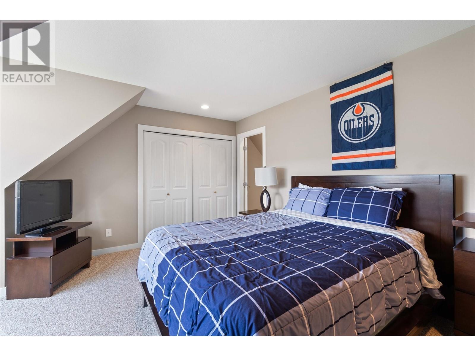  8097 Seed Road, Mara