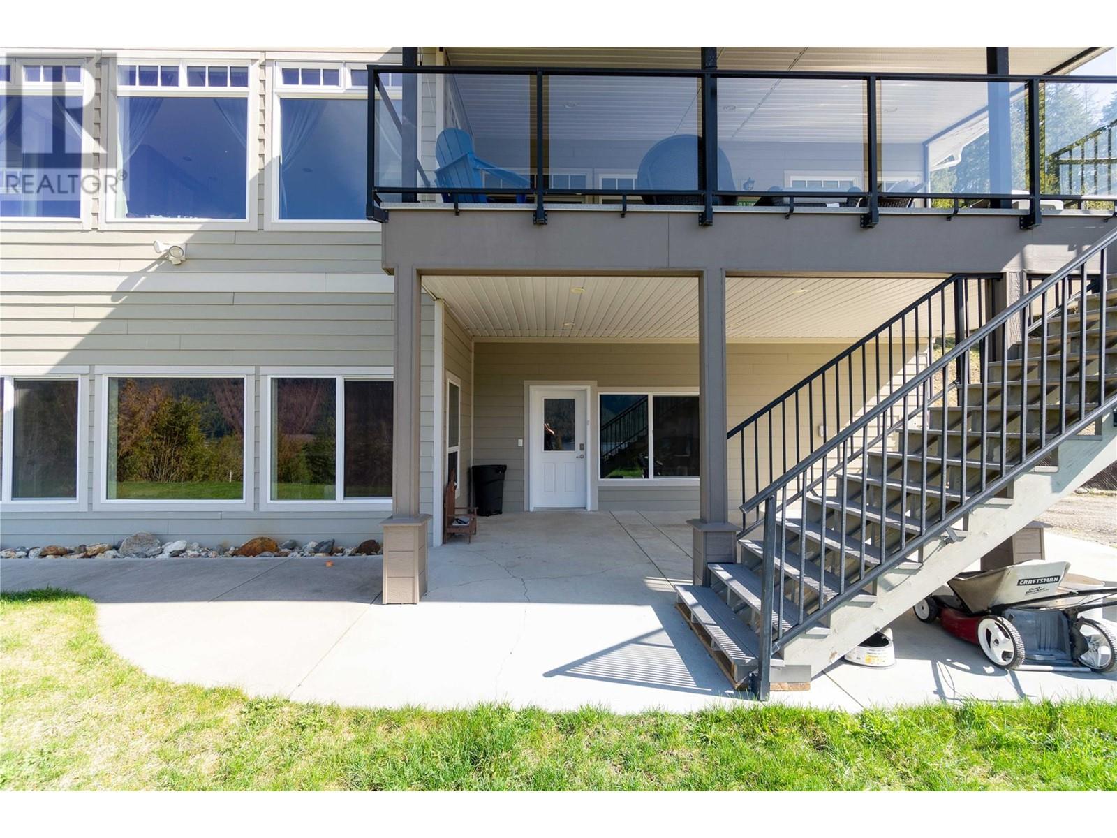  8097 Seed Road, Mara