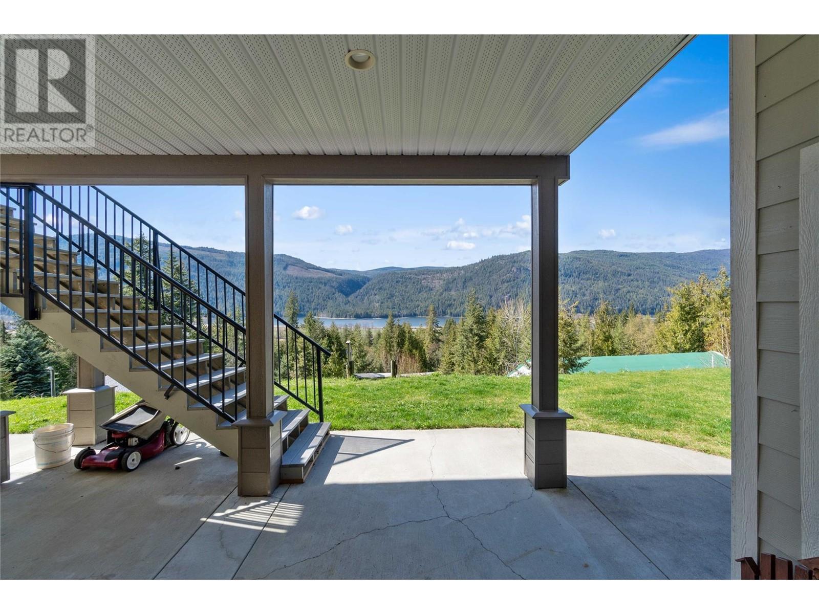  8097 Seed Road, Mara