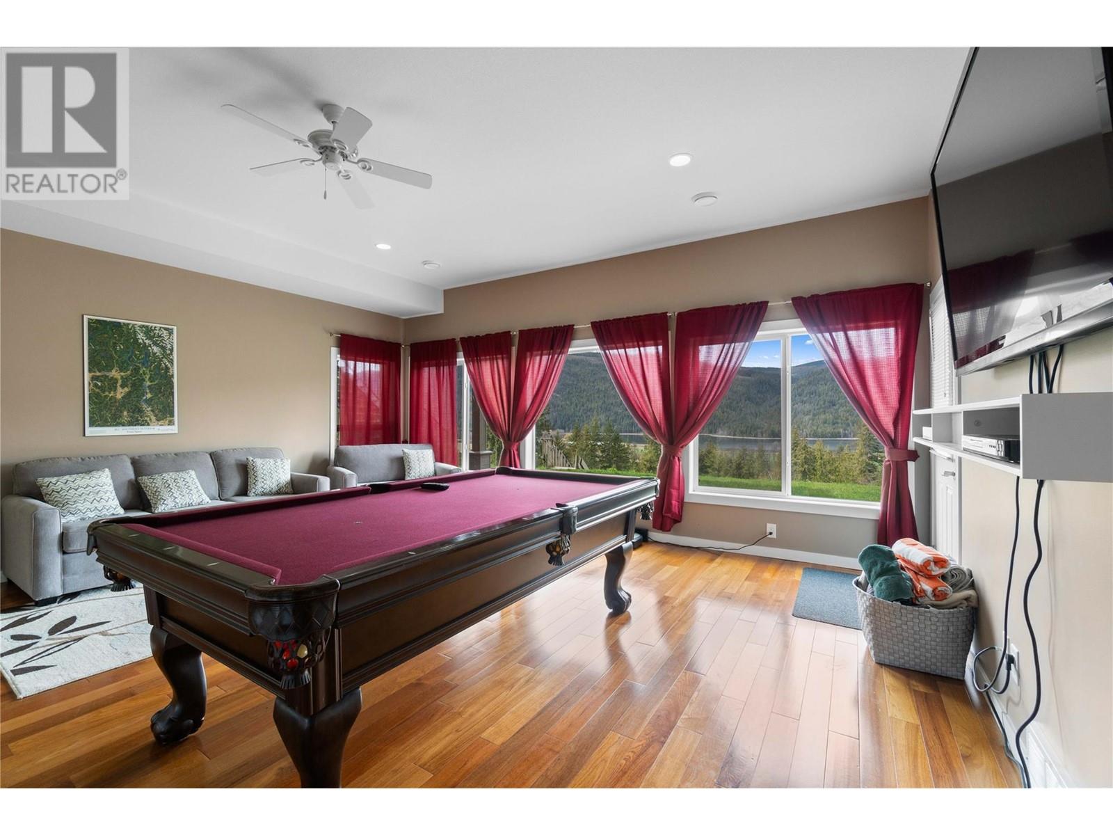  8097 Seed Road, Mara