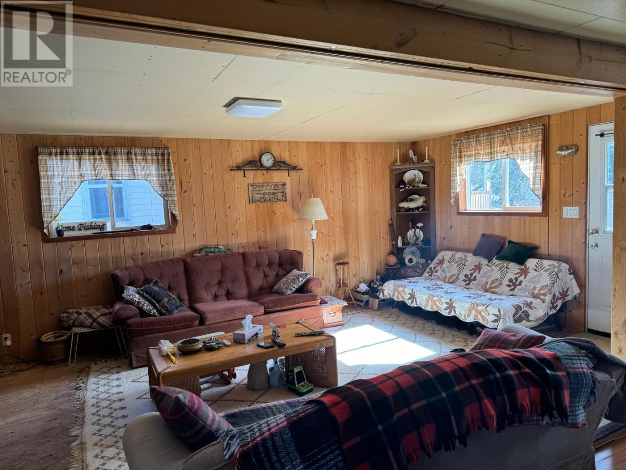 Photo 3 of 1005 Railway Boulevard, Creston BC