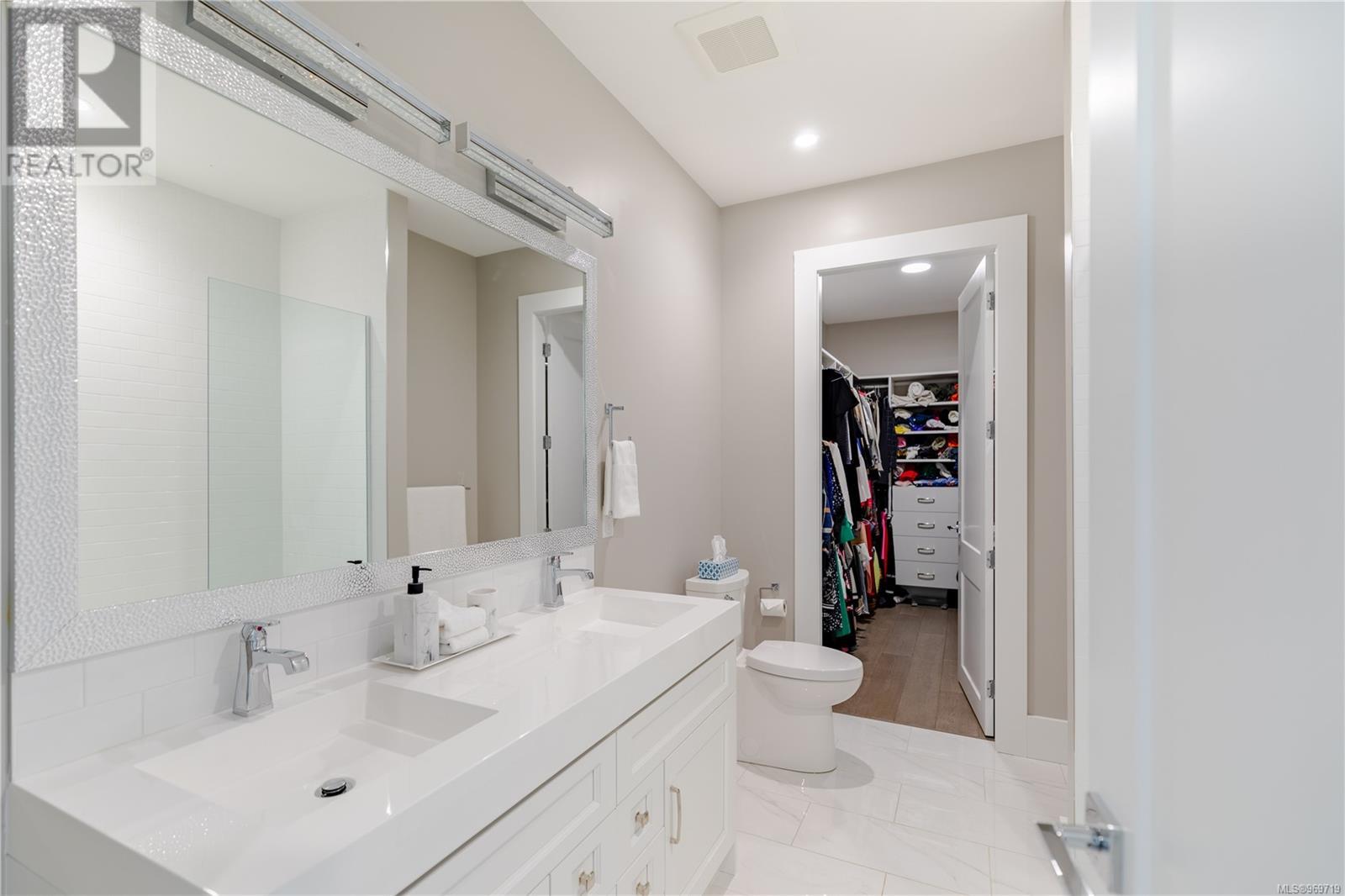 2230 Compass Pointe Pl, Langford real estate listing 969719
