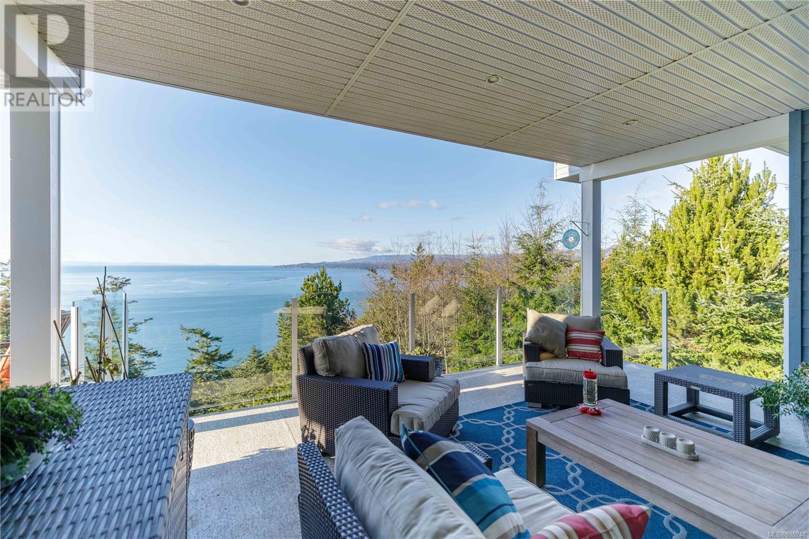7420 Thornton Hts, Sooke