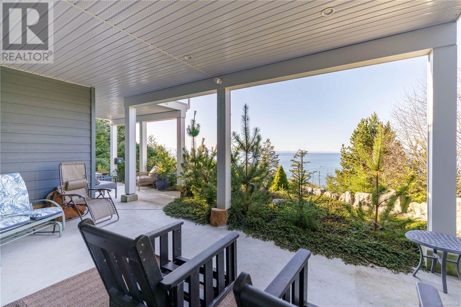 7420 Thornton Hts, Sooke