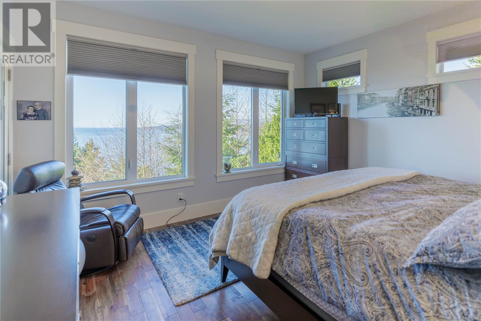 7420 Thornton Hts, Sooke