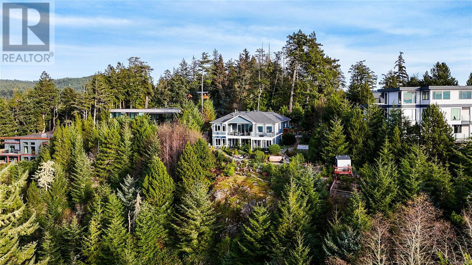 7420 Thornton Hts, Sooke