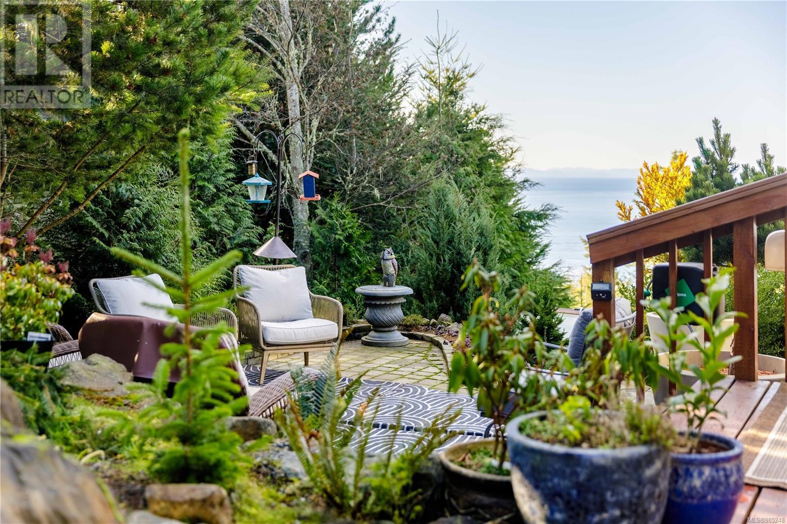 7420 Thornton Hts, Sooke