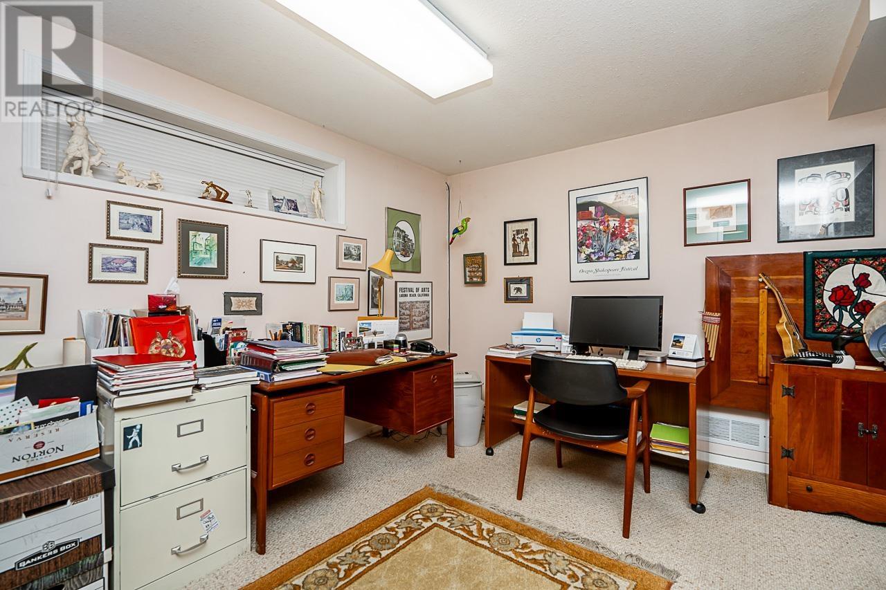 Photo 23 of 4930 Queensland Road, Vancouver BC