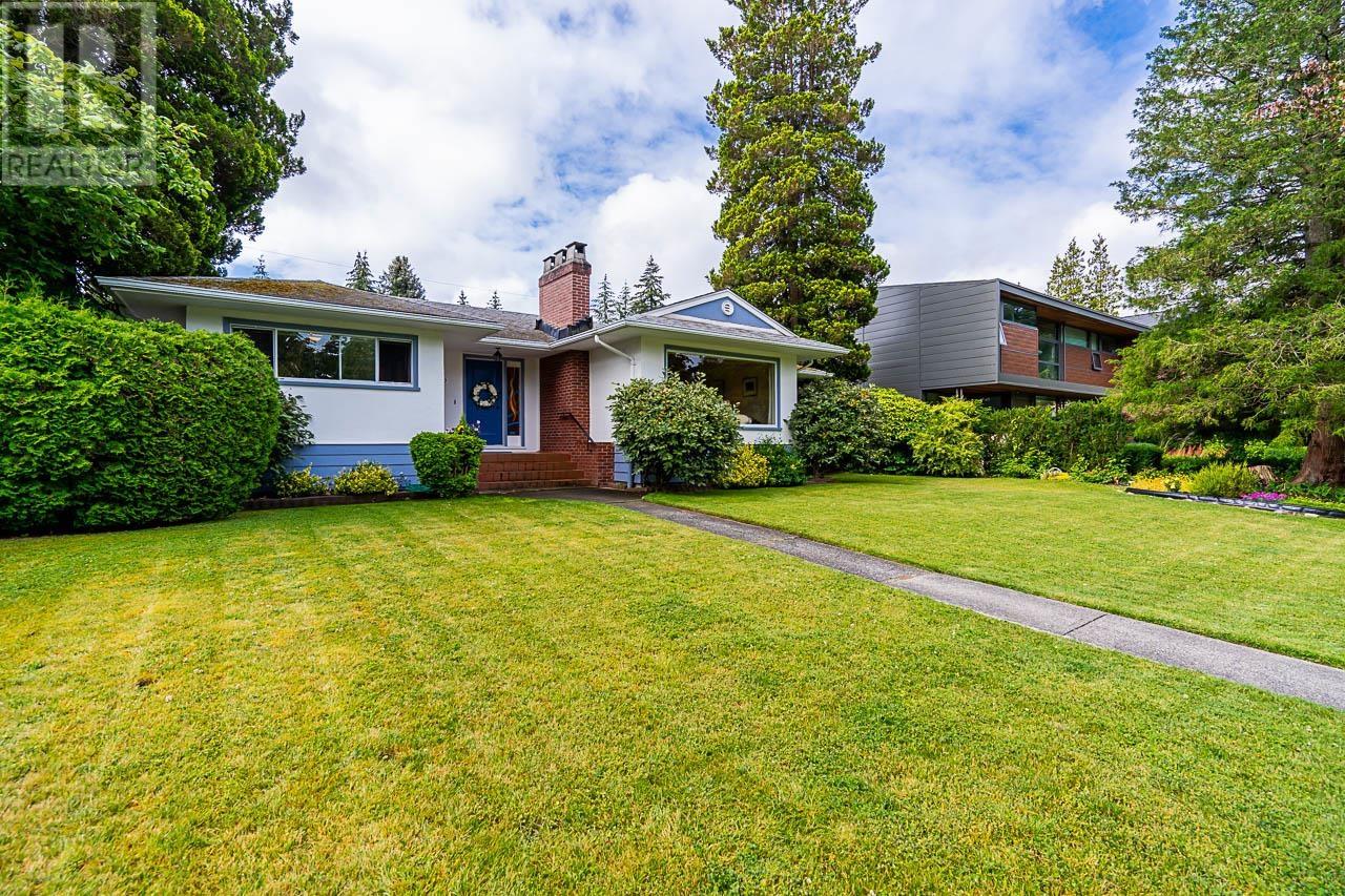 Photo 31 of 4930 Queensland Road, Vancouver BC