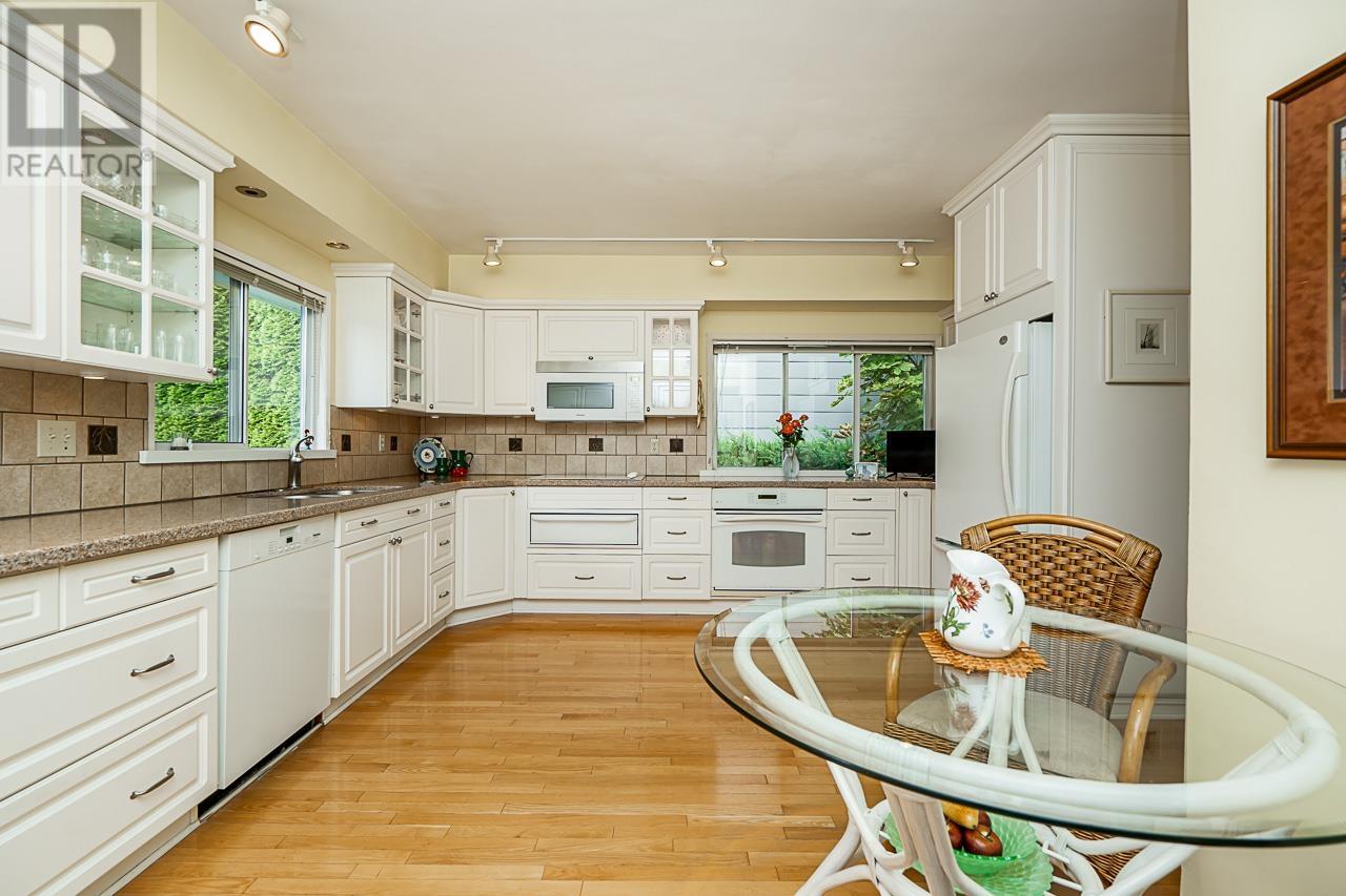 Photo 9 of 4930 Queensland Road, Vancouver BC