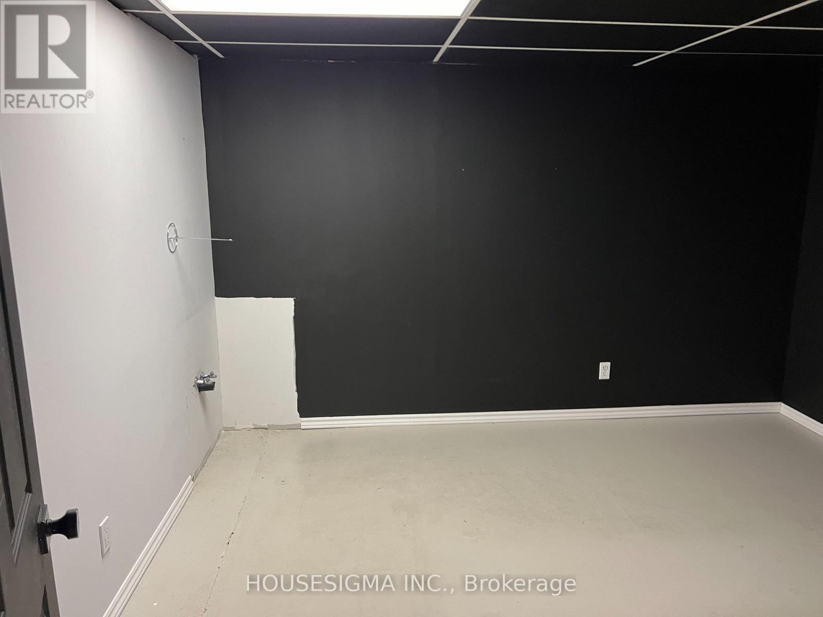 Photo 15 of 111 High Street, Georgina ON