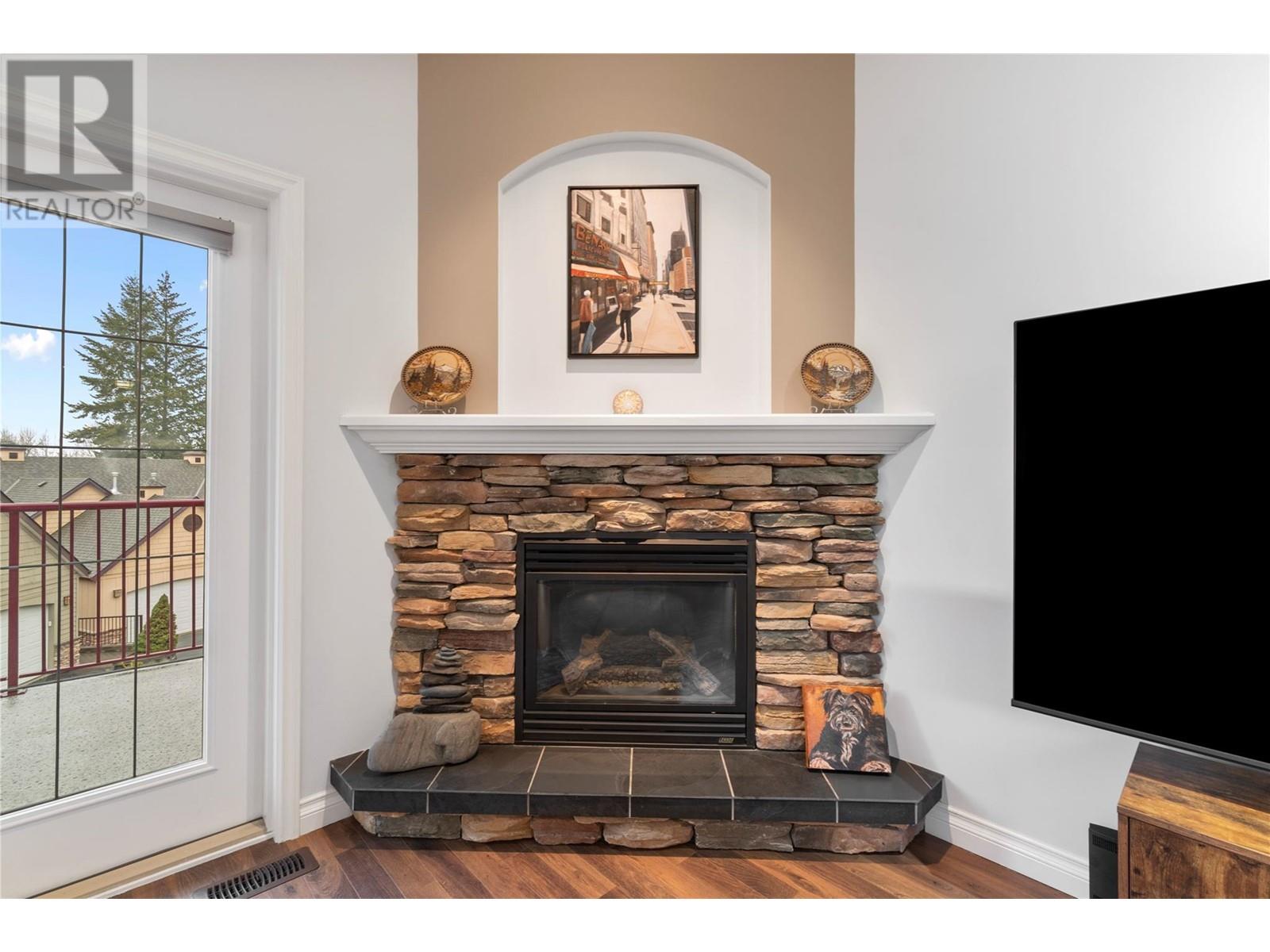 Photo 13 of 441 20 Street Ne Unit 5, Salmon Arm BC
