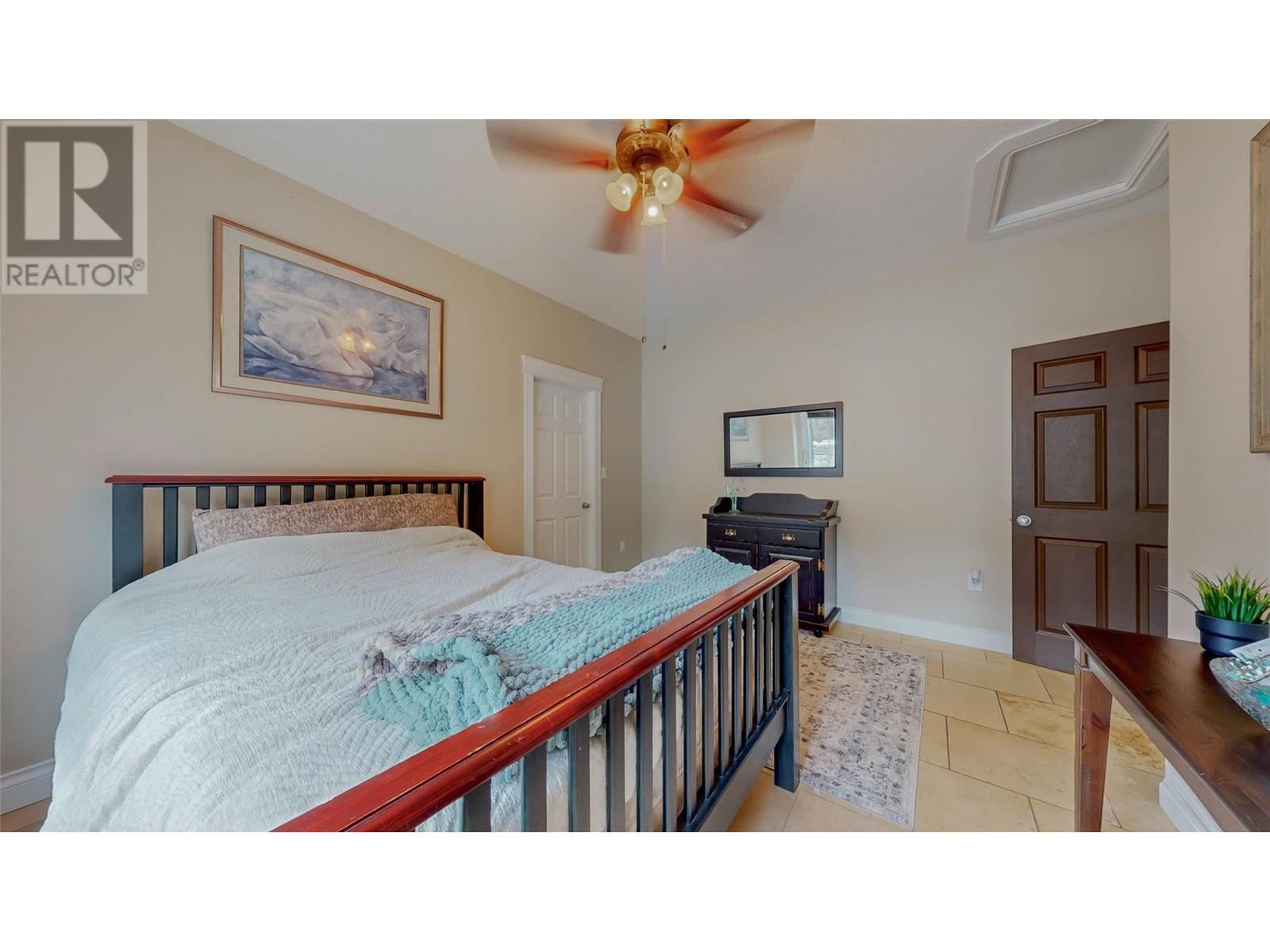 1370 Bullmoose Way, Osoyoos