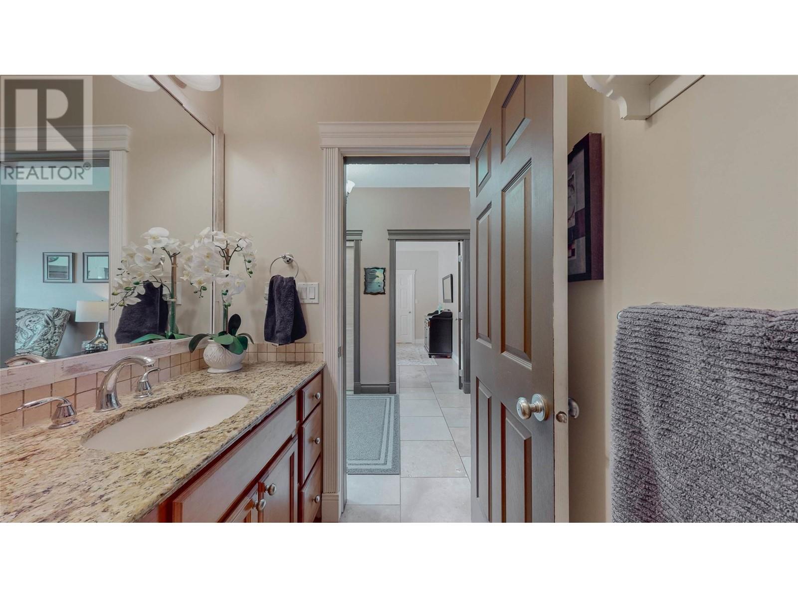 1370 Bullmoose Way, Osoyoos