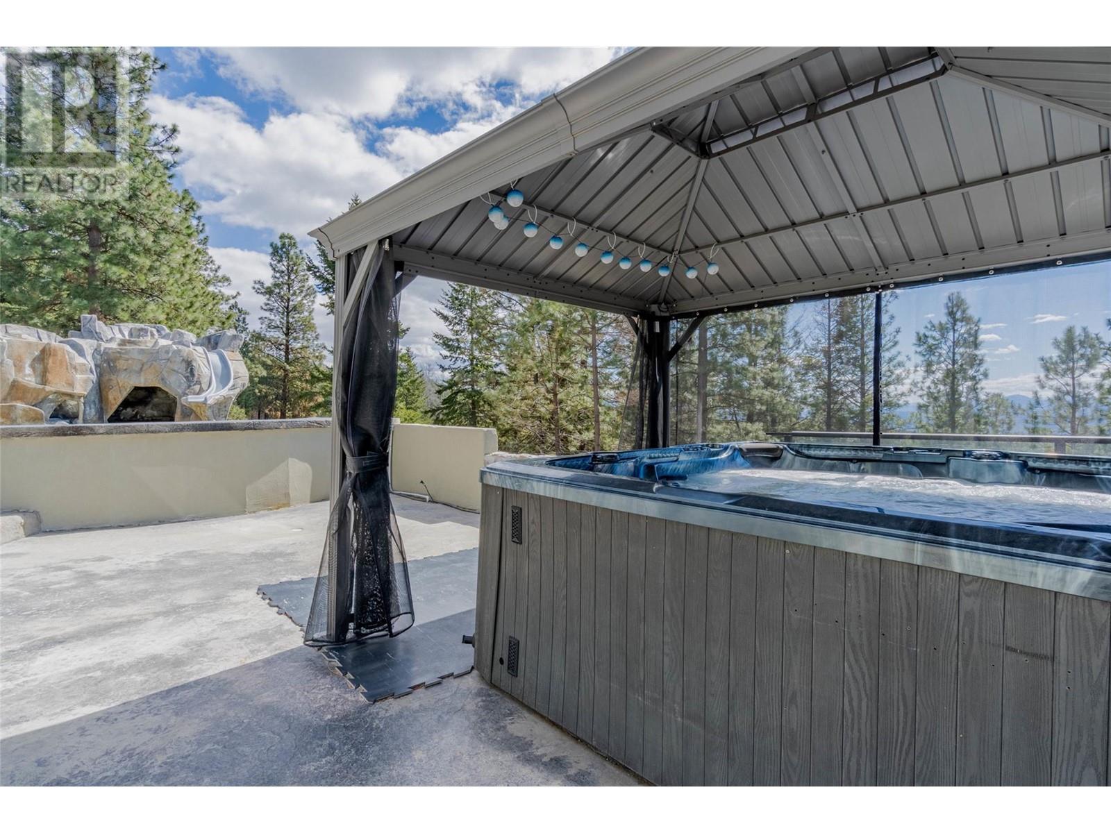 1370 Bullmoose Way, Osoyoos