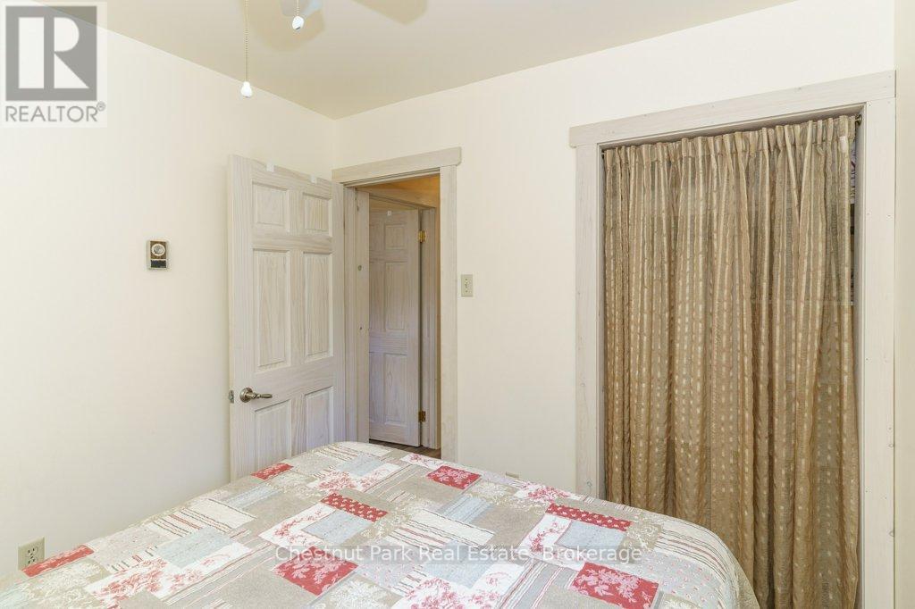 Photo 43 of 143 South Drive S, Huntsville ON