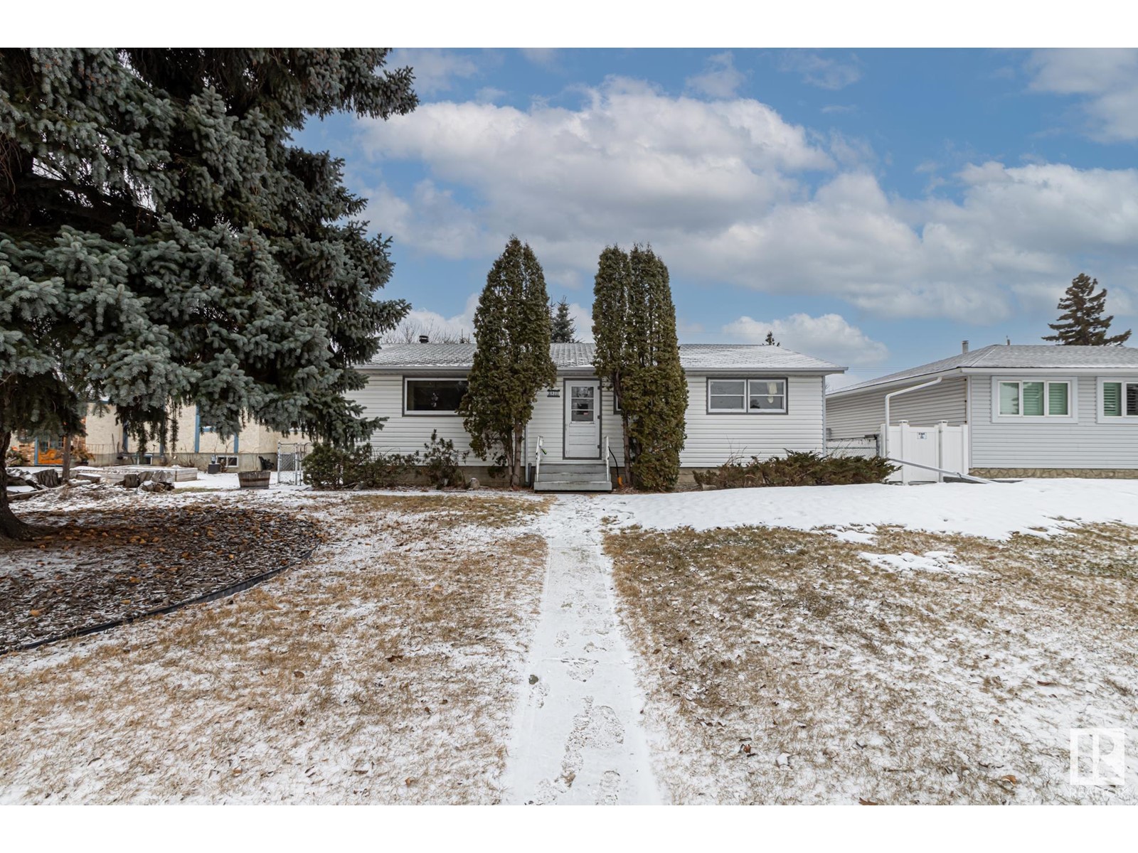 5211 101A AV NW, Edmonton