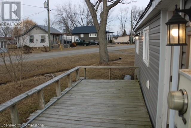 Photo 7 of 1030 Lakeshore Road, Selkirk ON