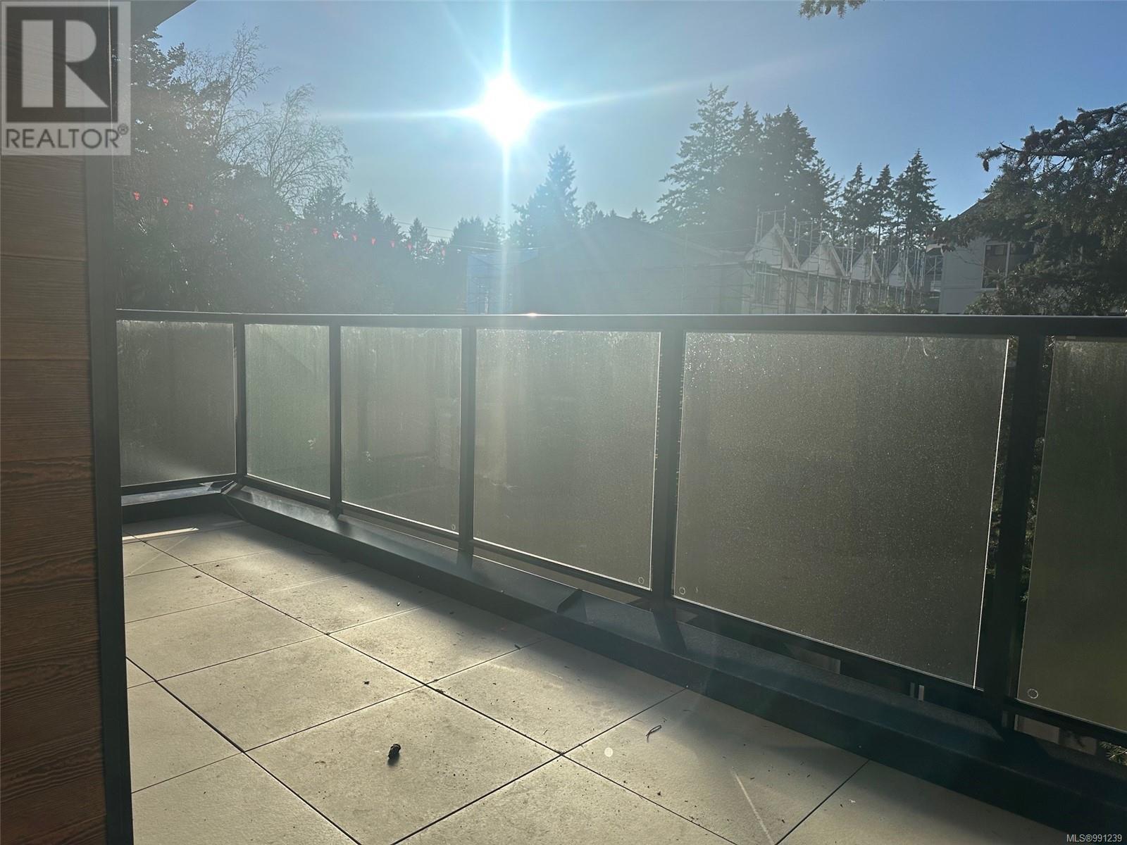 205 924 Jenkins Ave, Langford real estate listing 991239