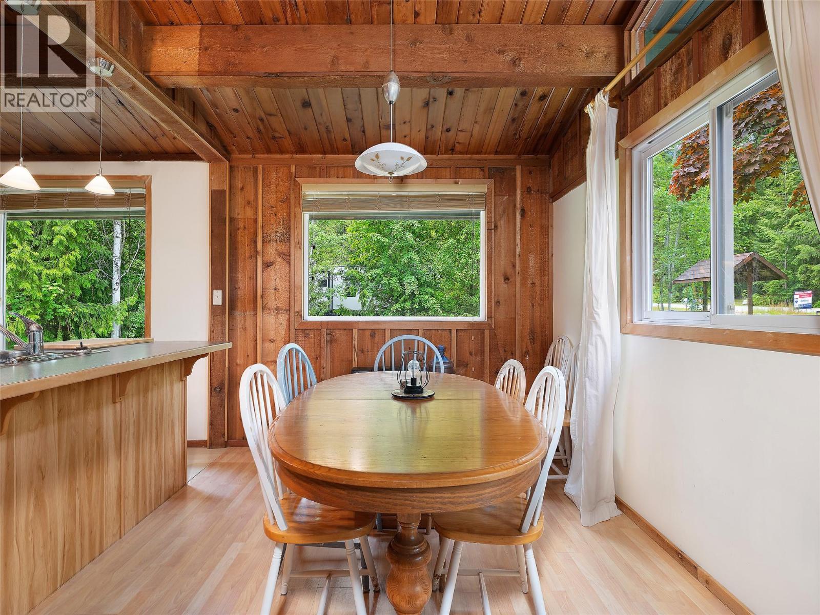  661 Worden Road, Sicamous