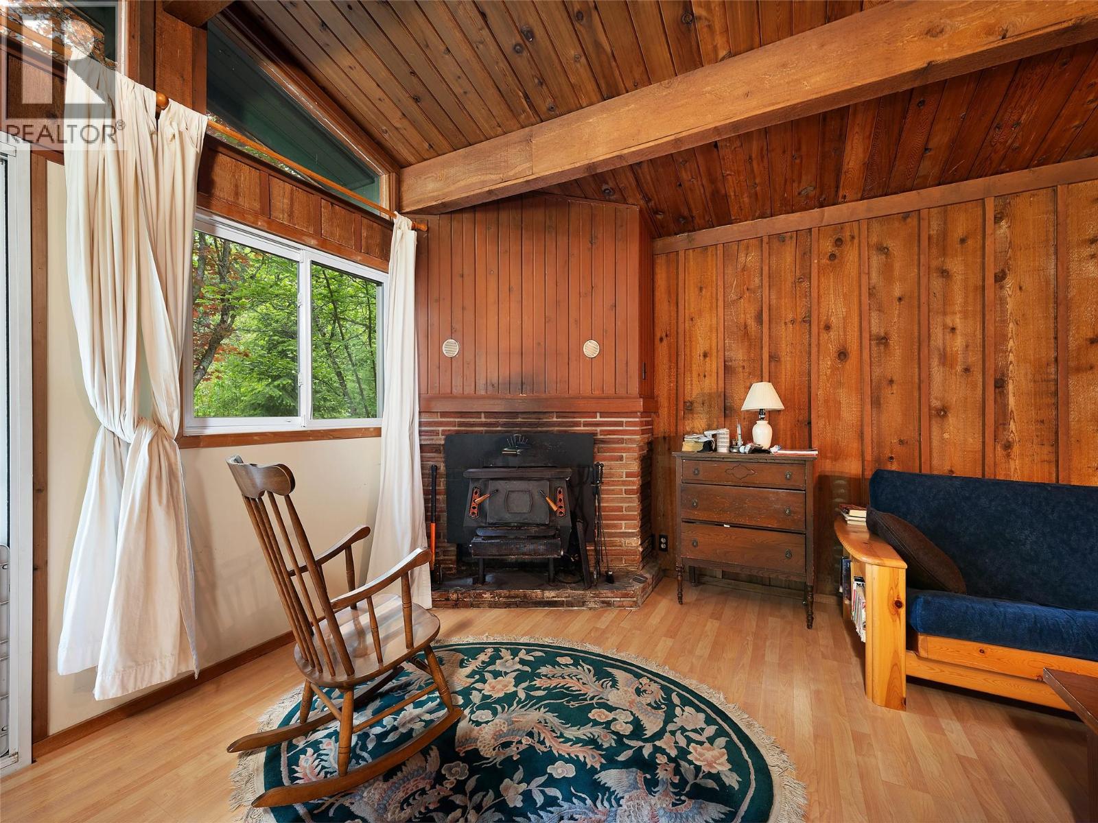  661 Worden Road, Sicamous