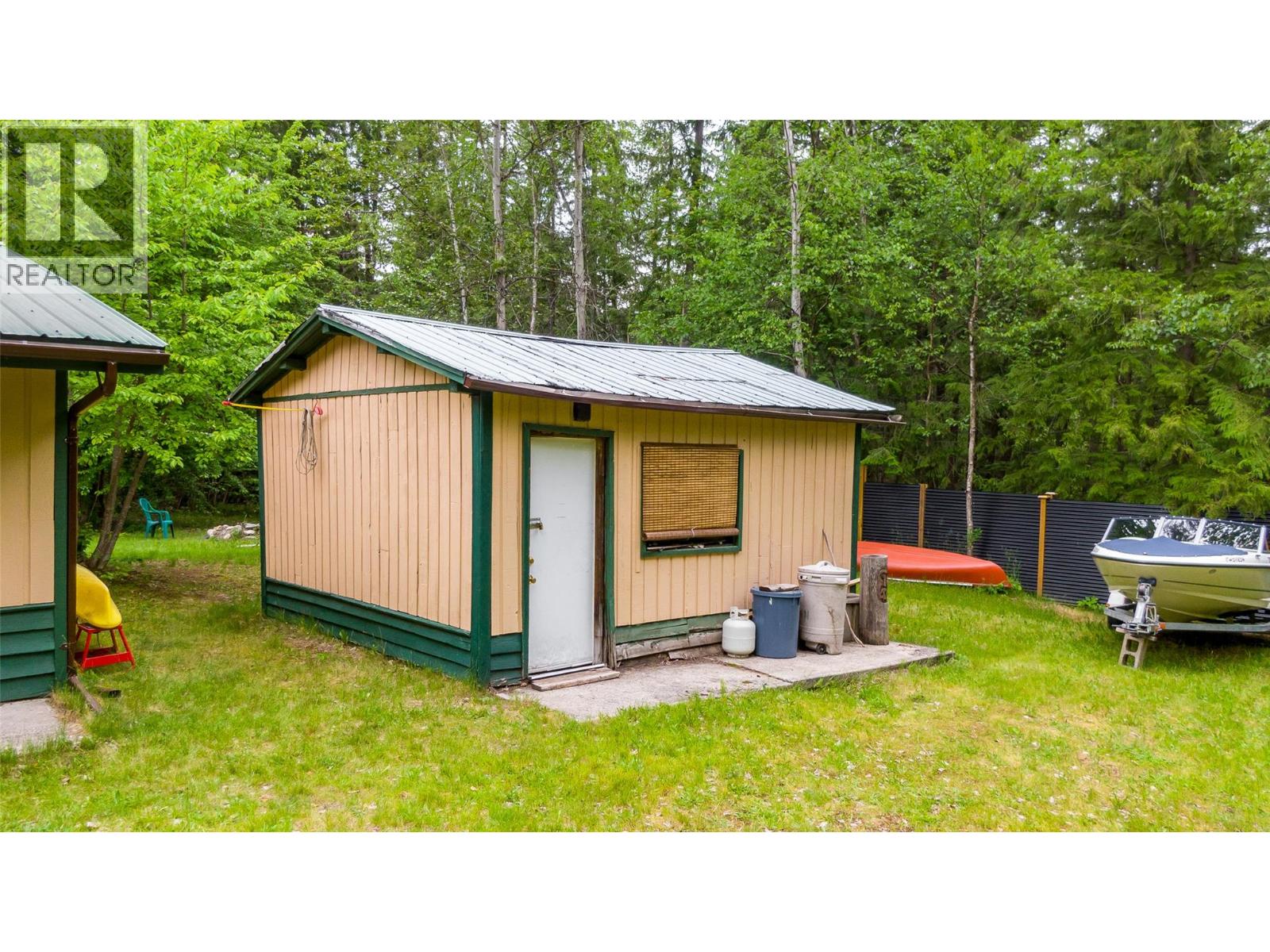  661 Worden Road, Sicamous