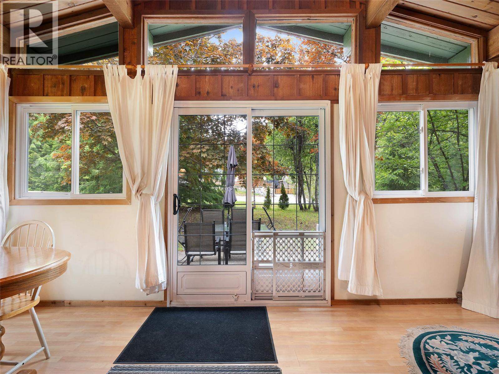 661 Worden Road, Sicamous