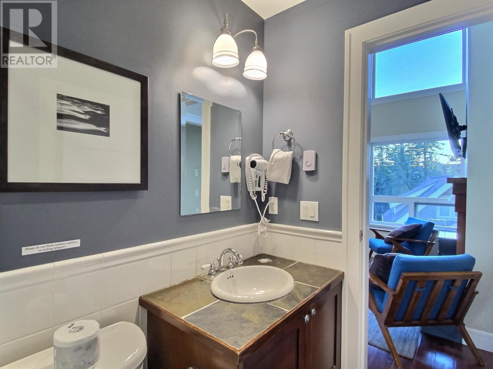 21D 2315 MACKINNON ROAD, Pender Island