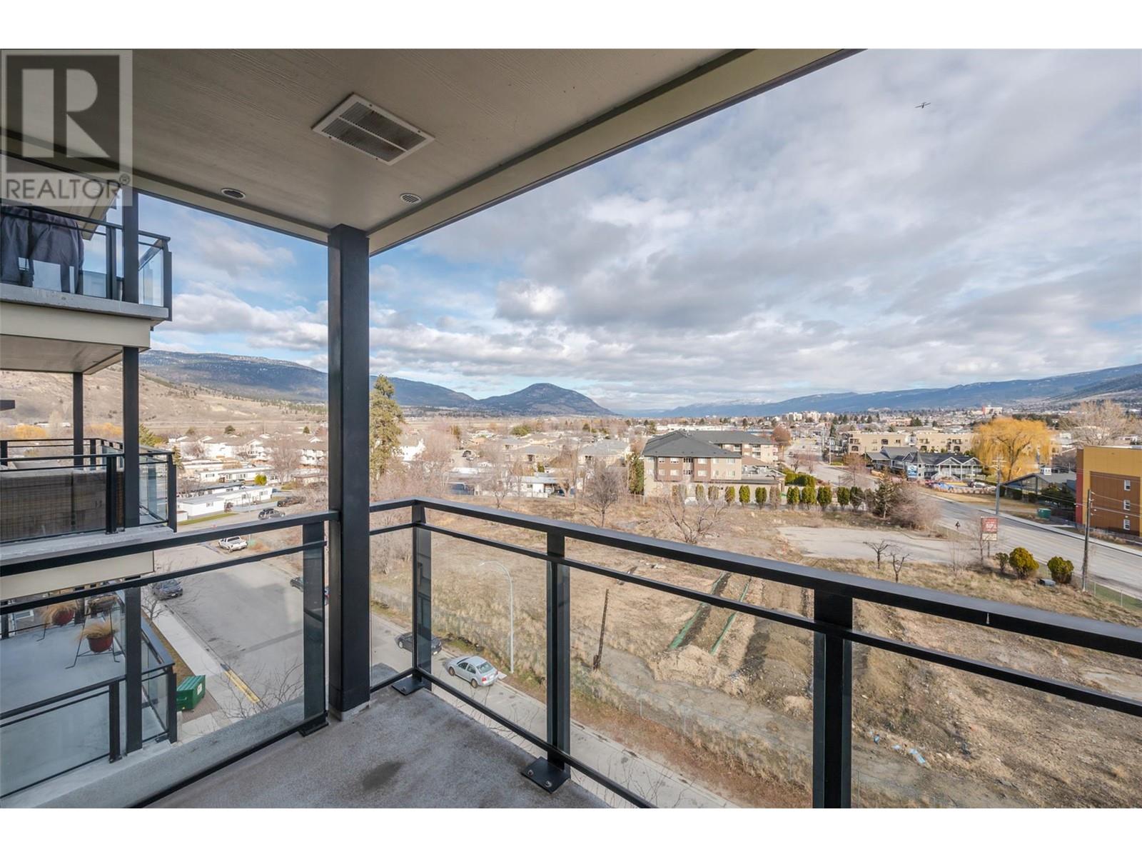 608 3301 SKAHA LAKE Road, Penticton