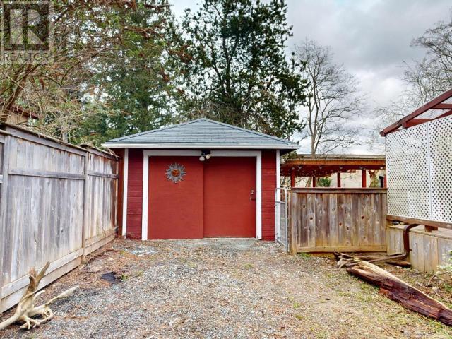 4532 JOYCE AVE, Powell River
