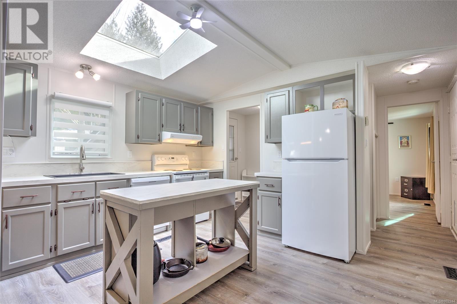 56 25 Maki Rd N, Nanaimo real estate listing 992244