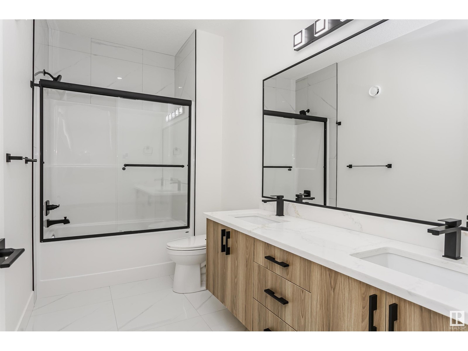 4690 Chegwin Wynd SW SW, Edmonton