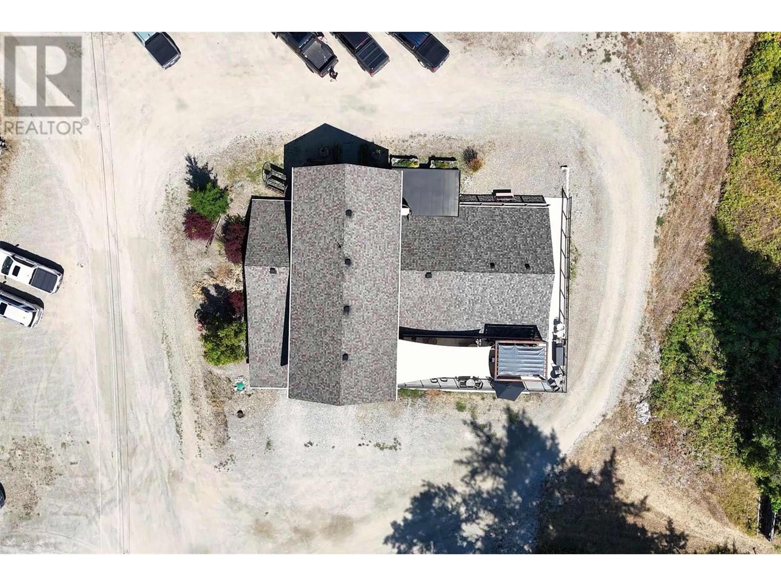 7 3648 Braelyn Road, Sunnybrae