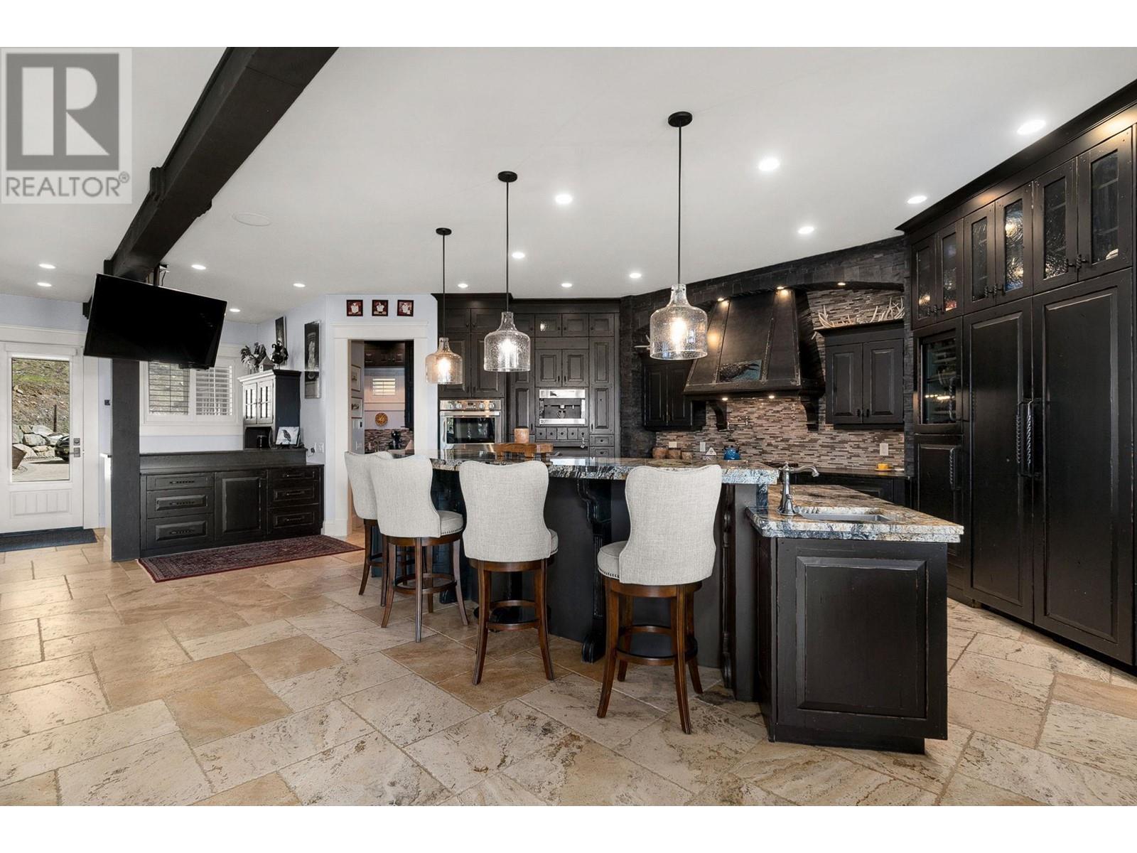  5500 Rockface Road, Kelowna