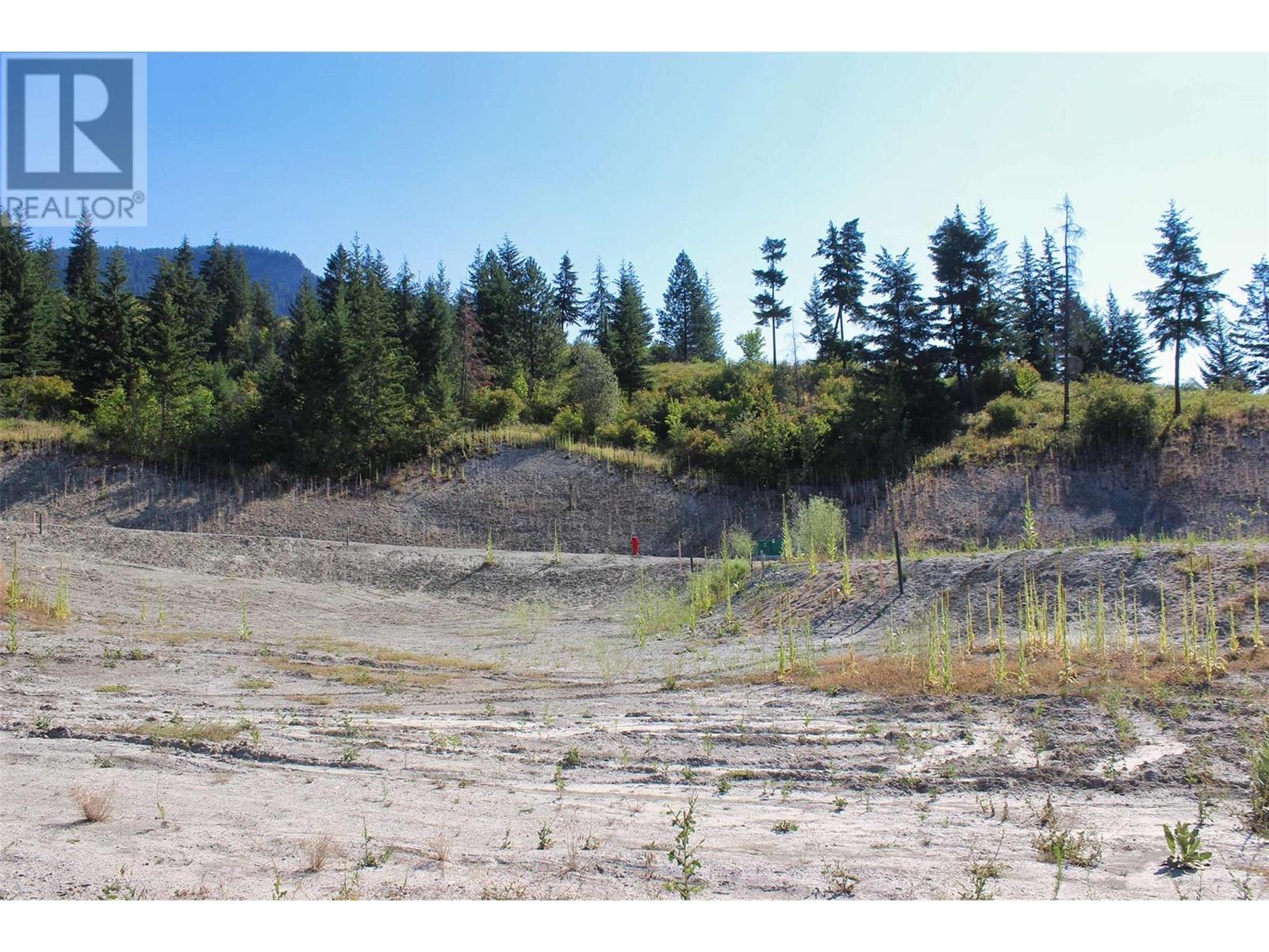 10 3648 Braelyn Road, Sunnybrae
