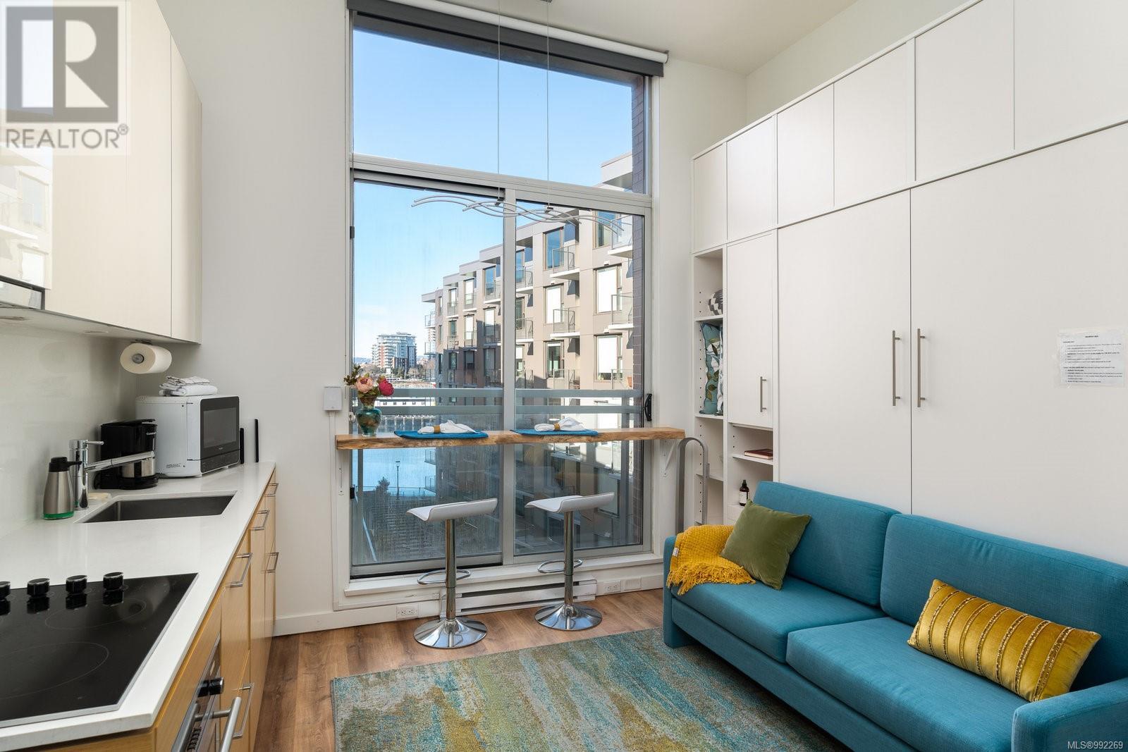 328A 1610 Store Street, Victoria