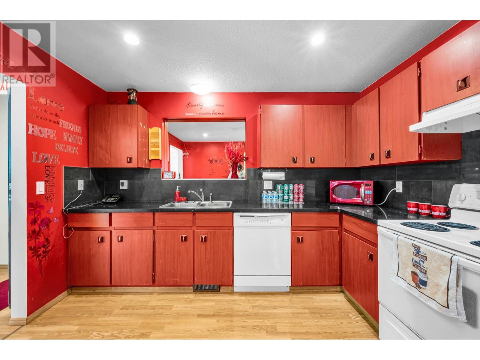 773 PRAIRIE AVENUE, Port Coquitlam real estate listing R2978726