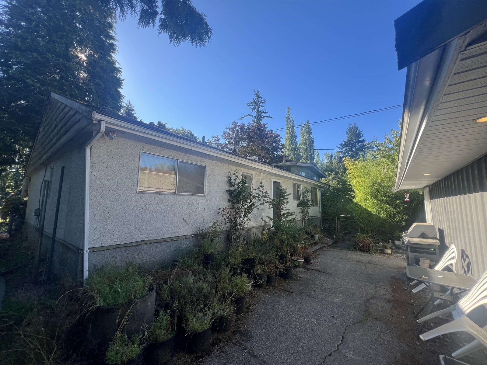 Photo 4 of 2663 208 Street, Langley BC