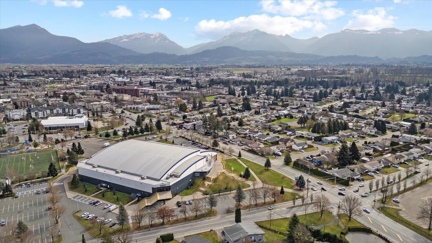 Photo 12 of 45360 Hodgins Avenue Chilliwack Proper West, Chilliwack BC
